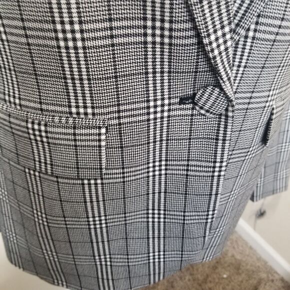 Plaid Blazer NWOT 2 - Picture 8 of 12